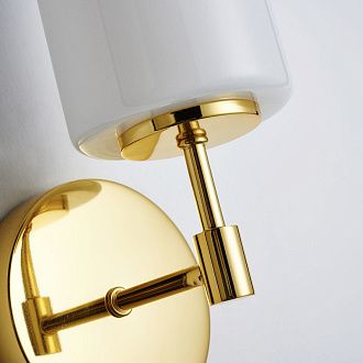 Бра Favourite Palmarius 2815-1W, D145*W120*H320, Каркас золотого цвета, плафон из белого матового стекла