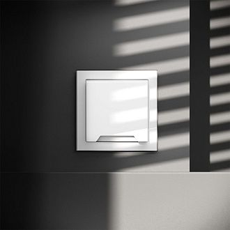 Розетка встраиваемая Voltum S70 с заземлением, защитными шторками и крышкой 16А, белый  пластик  VLS040301