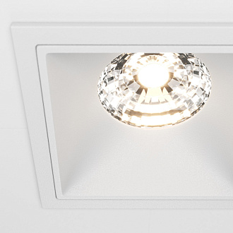 Светильник 9 см, 15W, 3000K, Maytoni Downlight Alfa LED DL043-01-15W3K-SQ-W, белый, вр 7,5*7,5 см