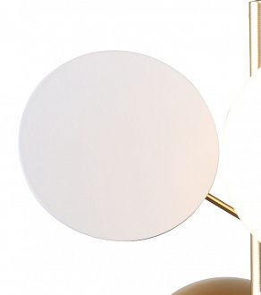 Бра F-Promo Bliss 2771-1W, D230*W220*H250, Каркас золотого цвета, круглый стеклянный плафон молочного цвета, декоративные круглые белые пластины, декоративный золотой шар