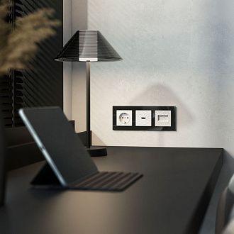 W1271101 Розетка с заземлением и шторками, hammer белый Werkel, 4690389162817