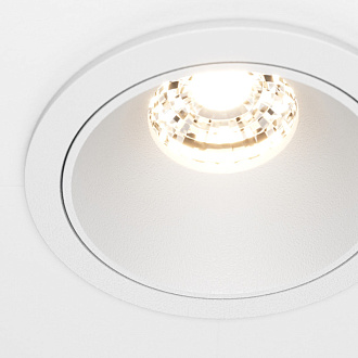 Светильник 7 см, 10W, 3000K, Maytoni Downlight Alfa LED DL043-01-10W3K-RD-W, белый, вр 5,5 см