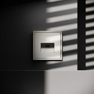 Розетка компьютерная встраиваемая Voltum S70 RJ45 кат.6, шелк пластик Soft touch VLS060104