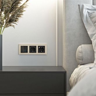 W0033111 Рамка на 3 поста Senso, шампань, стекло soft-touch Werkel, 4690389200441