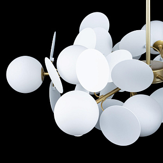 Подвесная люстра Loft IT Matisse 10008/12 white, диаметр 75 см, золото-белый