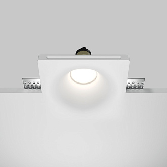 Встраиваемый светильник 12*12*5 см, 1*GU10, 12W, Maytoni Technical Gyps Modern DL001-1-01-W-1 белый, вр 12,5*12,5 см