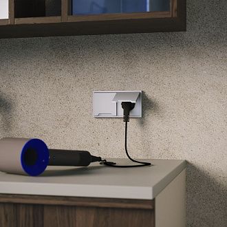 Накладка для розетки с заземлением, защитными шторками и крышкой, S70, серый Voltum VLS000816