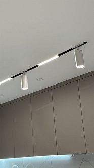 Светильник трековый магнитный 7,5 см, LED*18W, 4000K Crystal Lux CLT 0.33 003 18W WH 4000K, Черный