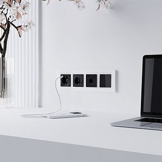 W1181048 Розетка Ethernet RJ-45, черный акрил Werkel, 4690389197758