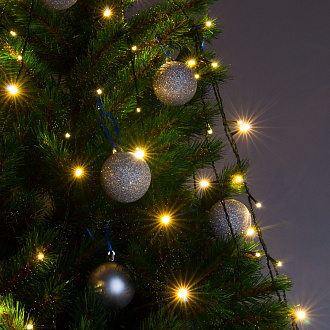 Гирлянда занавес на ель  0,45*1,5 м IP20 200-003 теплый белый 45*150 см, LED *6W, 3000 К, Elektrostandard