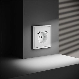 Розетка встраиваемая Voltum S70 с заземлением и защитными шторками, 16А, с USB, A+A, белый матовый пластик Soft touch VLS040402