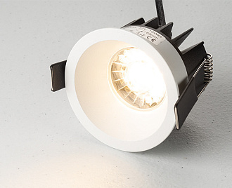 Встраиваемый LED светильник влагозащищенный Italline DL 3241 white, 10W LED, 3000K, белый, вр 6,2 см