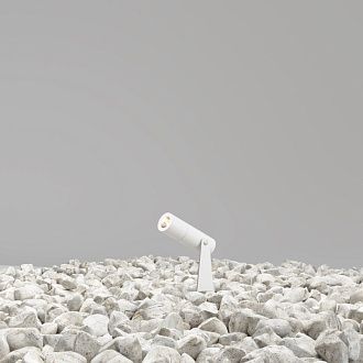 Ландшафтный светильник  2,6*0*8*7,3 см, LED 2W, 3000К, Белый Maytoni Bern O050FL-L2W3K