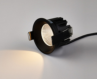 Встраиваемый светильник 7,2*5,4 см, ITALLINE IT08-8035 black 4000K, вр 6,5 см