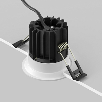 Встраиваемый светильник 6*6*5,3 см, LED, 7W, 4000К, Maytoni Technical ROUND DL058-7W4K-W белый, вр 5,4 см