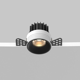 Встраиваемый светильник 5,4*5,4*5,3 см, LED, 7W, 3000К, Maytoni Technical ROUND DL058-7W3K-TRS-B черный, вр 5,5 см