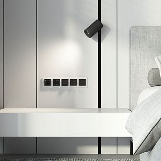 W0053101 Рамка на 5 постов Senso, белый, стекло soft-touch Werkel, 4690389214271
