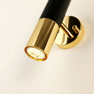 Бра Favourite Ultra 1600-1W, D135*W100*H230, каркас состоит из двух цветов: цвет золотой гальваники и черный, плафон поворотный
