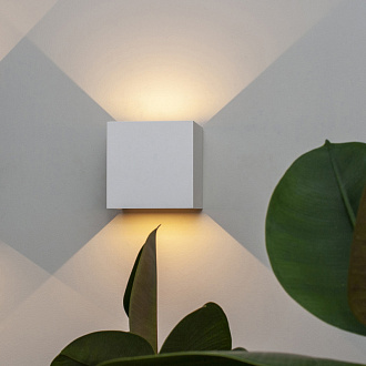 Бра *10*10 см, LED *  12W, 4000К Mantra Davos 7648, белый