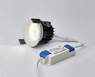 Встраиваемый светильник 8,4*8 см, ITALLINE IT06-6016 white 3000K, вр 7,5 см