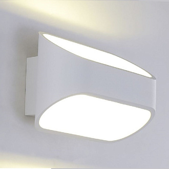 Бра 16*9 см, 1*6W, 4000K, Crystal Lux CLT 510W WH Белый