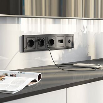 W0051864 Рамка на 5 постов Stark, графит матовый Werkel, 4690389194535