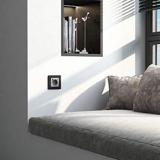 W0013108 Рамка на 1 пост Senso, черный, стекло soft-touch Werkel, 4690389200328