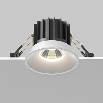 Встраиваемый светильник 8*8*6 см, LED, 12W, Maytoni Technical ROUND DL058-12W-DTW-W белый, вр 7,5 см