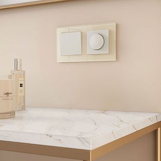 W0021141 Рамка на 2 поста Favorit, молочный, стекло Werkel, 4690389183409