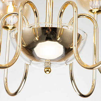 Подвесная люстра Favourite Ariel 2999-6P, D540*H530/1500, золотой гальваники, на центральном штоке декор в виде стеклянного шара, выдувные плафоны янтарного цвета