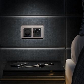 W1171708 Розетка с заземлением, шторками и USB тип A+C, черный Werkel, 4690389176449