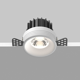 Встраиваемый светильник 7,4*7,4*6 см, LED, 12W, 4000К, Maytoni Technical ROUND DL058-12W4K-TRS-W белый, вр 7,5 см