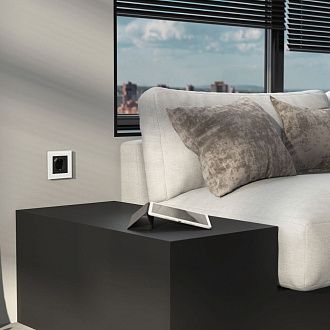 W0013101/ Рамка на 1 пост Senso (белый, стекло soft-touch) Werkel 4690389200304